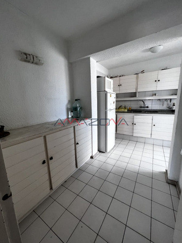 En Venta 2 Dormitorios Parrillero Propio Y Vista Al Mar Gastos Bajos