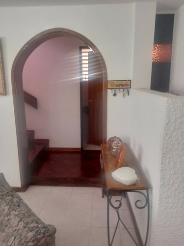 Imagen 6 de 7 de Casa Hermosa En Venta En Urbe, Andrés Bello