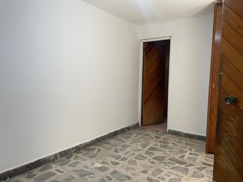Casa Venta En Zapotitla / 168m2