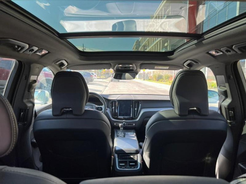 Imagen 12 de 15 de Volvo Xc 60 Xc60 Ii T6 4x4 2.0 Aut R-desing 2019