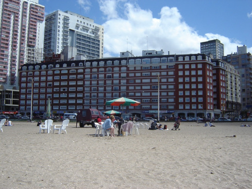 Imagen 1 de 6 de Departamento 2 Amb Frente A La Playa Centro 1 Cuadra Casino