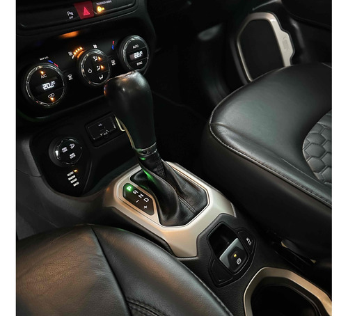 Jeep Renegade 2.0 16V TURBO DIESEL LONGITUDE 4P 4X4 AUTOMÁTICO
