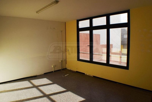 Imagen 8 de 17 de Oficina | Gral. Juan Jose Valle Al 200