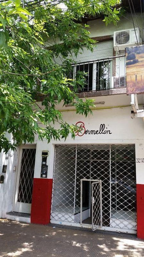Imagen 2 de 13 de Ph Al Frente Planta Alta Con Local Comercial A La Calle..!