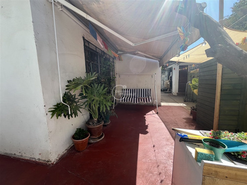 Estupenda Casa De 1 Piso Con 4 Dormitorios En Duble Almeyda