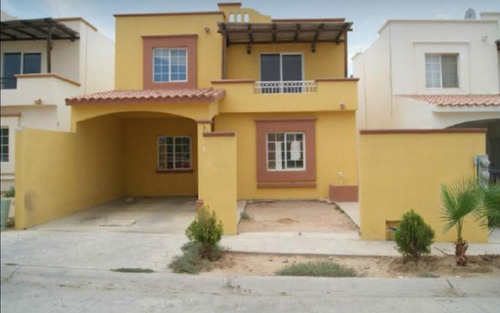 Casa En Fraccionamiento Casa Blanca En Calle Del Sol Lote #· 09 Mz 3 En Los Cabos, Baja California Sur. A 5 Minutos De Cabo San Lucas, Av. De Las Brisas, Av. Los Cabos, Playa Los Médanos. Fl19-za