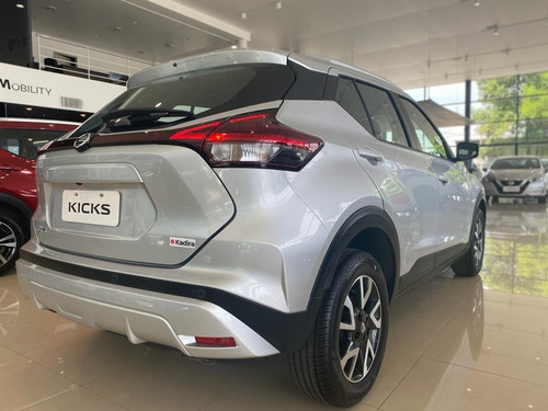 Imagen 13 de 14 de Nissan Kicks 1.6 Sense #09