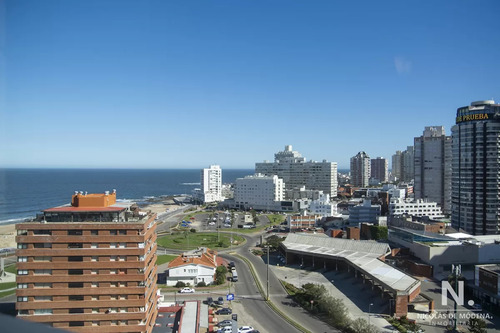 Departamento En Venta Con Vista Al Mar En Torre Imperiale.