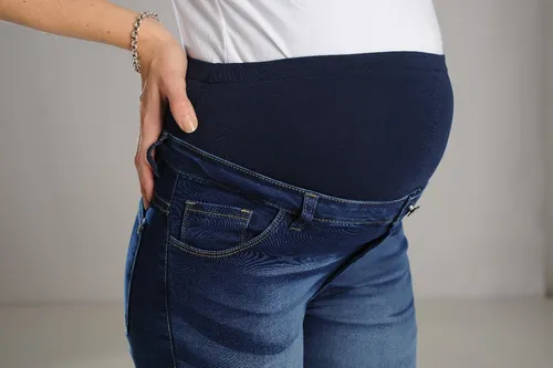 Jean de embarazada sale