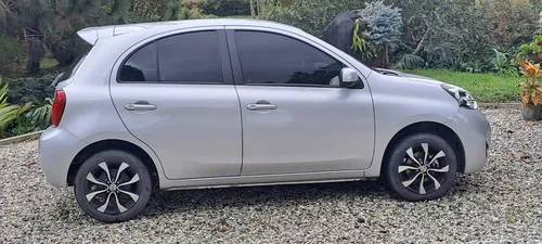 Nissan March 1.6 Sense Connect
