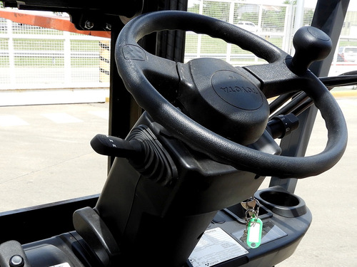 Autoelevador Toyota Fdzn25 - 2,5 Tn - Diesel - 0hs. Fsv4700