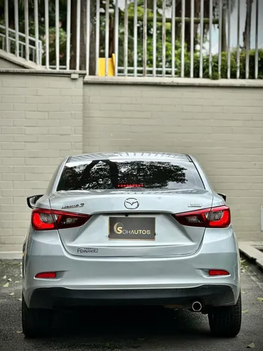 Mazda 2 1.5 Grand Touring Lx Sedan