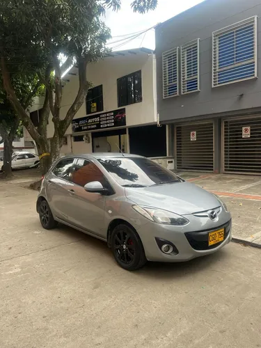 Mazda 2 15HM1C MT 1500CC 5P