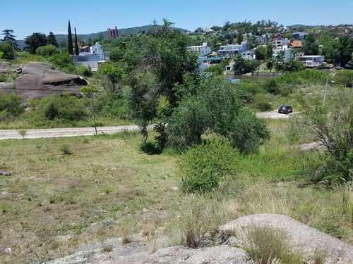 Córdoba-v. Del Lago-c. Paz-150mts. Lago-3 Terrenos 753m2/2250m2-c/uno U$s 35.000 (escucho Ofertas)
