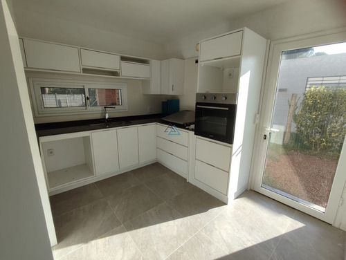 Imagen 14 de 26 de Vendo Espectacular Casa A Estrenar, Pinares, Punta Del Este