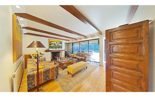 Espectacular Y Amplia Casa En Arriendo