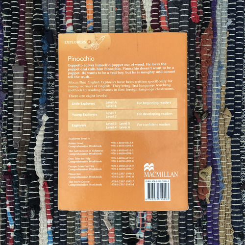 Pinocchio | Explorers 4 | Macmillan English Explorers (Usado)