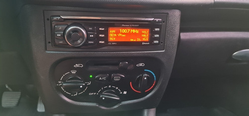 Peugeot 207 Compact 2013 1.4 Sedan Allure 75cv