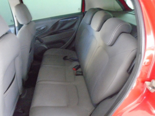 Fiat Punto Attractive 1.4 (flex)