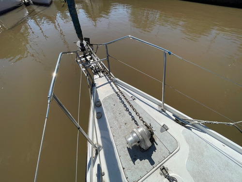 Velero Alpha 34 Yanmar 38 Hp Linea De Eje Camarote A Popa