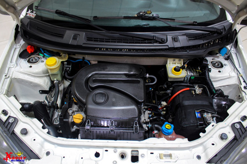 Fiat Uno 1.4 Sporting Flex 5p