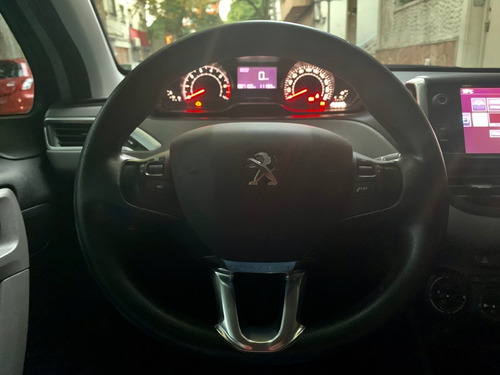Peugeot 208 1.6 Allure