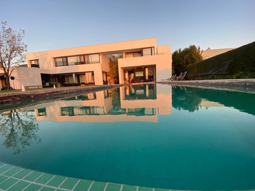 Imagen 15 de 30 de Casa En Alquiler Temporal | Laguna | 4 Dorm | B° Talar Del Lago 2 |tigre