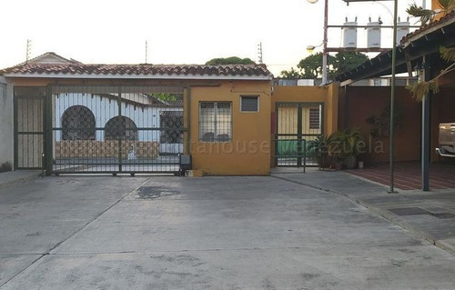 Imagen 7 de 8 de Gustavo Zavala Rentahouse 22-22738