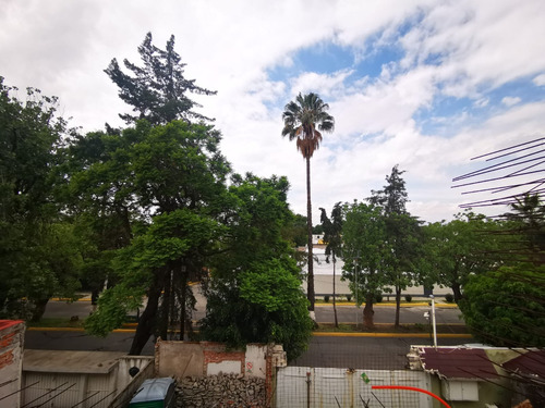 Terreno En Fraccionamiento La Florida Y Actualmente Cuenta Con Una Construcción En Obra Negra De Dos Niveles Inconclusa Ya Que Inicialmente Se Pretendían Construir 8