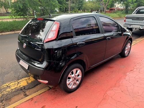 Fiat Punto 1.4 Atractive Flex