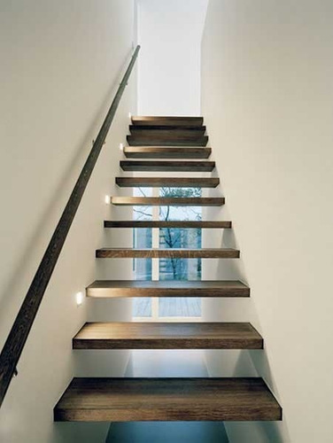 Peldaños Escalera En Madera De Caoba