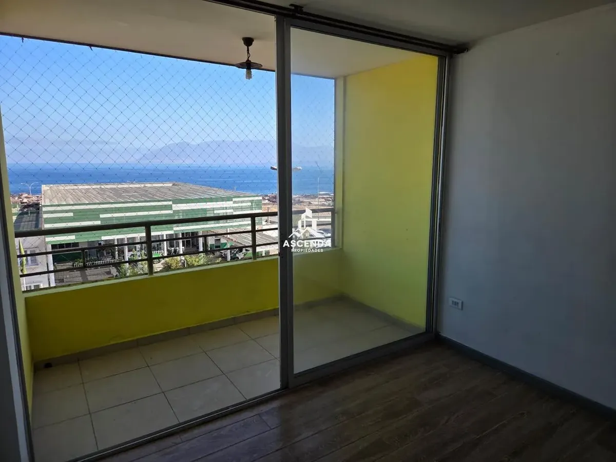 Imagen 3 de 12 de Arriendo Departamento Remodelado