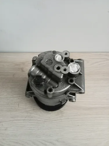 Compresor De A.a. Renault Megane Original Delphi. (Usado)