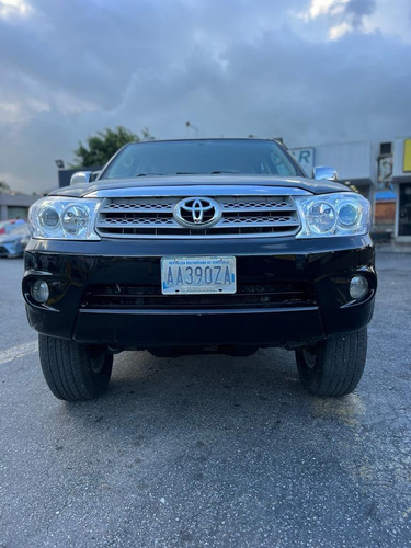 Imagen 2 de 18 de Toyota Fortuner