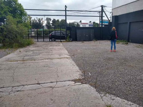 Imagen 2 de 14 de Galpon En Alquiler En Ituzaingo Norte