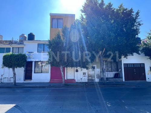 Venta De Casa Colonia Desarrollo San Pablo Querétaro