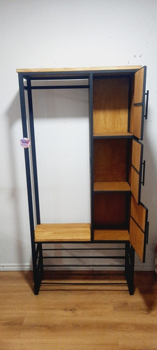 Ropero Hierro Y Madera