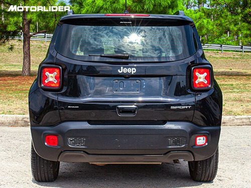 Imagen 4 de 25 de Jeep Renegade Sport 1.8 At | Permuta / Financia