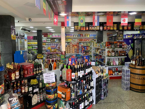Imagen 24 de 30 de Venta Fondo De Comercio, Licores Y Bodegón Baruta-manzanres