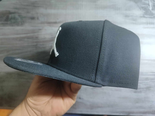 Gorra Plana Jordanjumpman Black White Unitalla