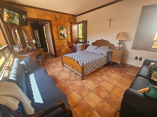 Casa En Venta Tipo Hacienda De Un Piso En Juriquilla Queretaro