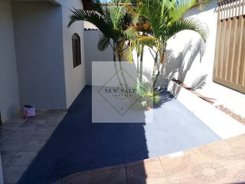 Imagem 5 de 12 de Casa De 3 Quartos Sendo 1 Banheiro - 380m2 - Setor Perim! - 7087