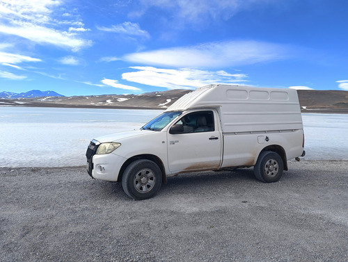 Toyota Hilux 2.5 Cab. Simples 4x4 2p
