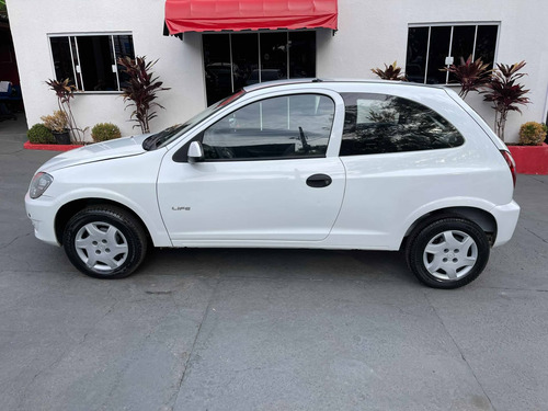 Imagem 8 de 15 de Chevrolet Celta 1.0 Mpfi Life 8v Flex 2p Manual