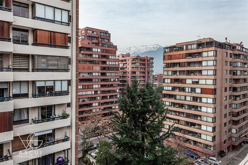 Departamento En Venta De 3 Dorm. En Las Condes