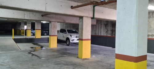 Imagen 14 de 16 de Apartamento En Primera Fila Frente Al Mar.