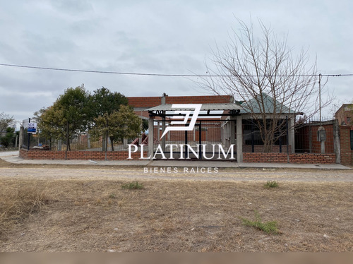 Venta Galpón La Silleta Con Cochera Salta
