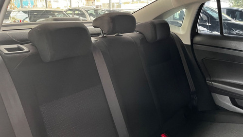 Volkswagen Virtus 1.6 MSI Flex 16V 5p Mec.