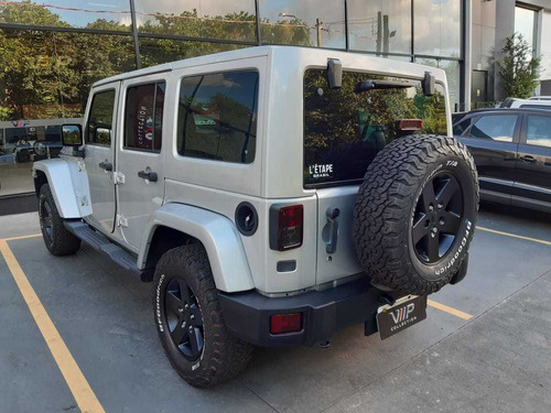 Jeep Wrangler Sahara 2011