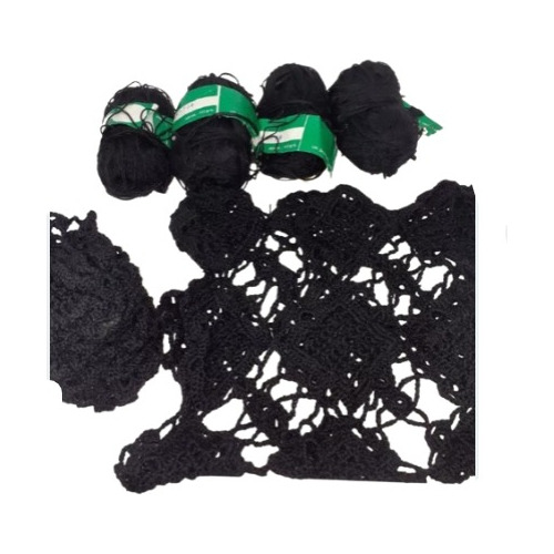 4 Ovillos Hilo Negro Y 28 Cuadritos Tejidos En Crochet